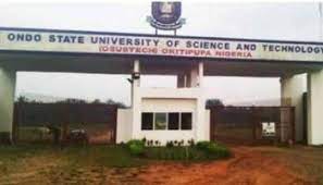 Ondo University Students Oppose Removal Of Barricade Intended To Prevent Accidents Few Months After Fatal Crash